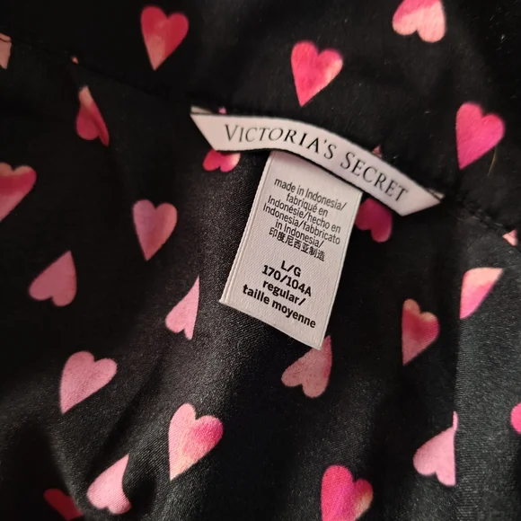 Black Satin Heart Print Pajama Set with Pink Hearts - Picture 2 of 2